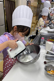 クリスマススケーキづくり2