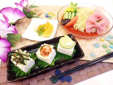 色鮮やかな夏の食材で爽やかランチ