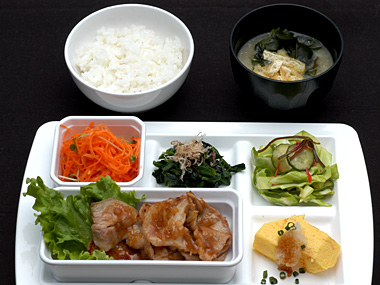 500Kcal台野菜たっぷりバランスランチ