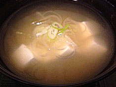 豆腐と長葱の味噌汁