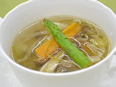 茸とめかぶのスープ