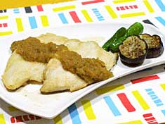 チキンソテー　野菜ソース