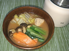 豚肉と白菜のみそ汁