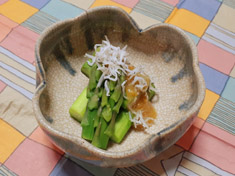 アスパラガスの酢味噌和え