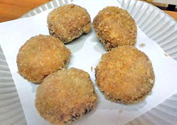 椎茸メンチ乗せ
